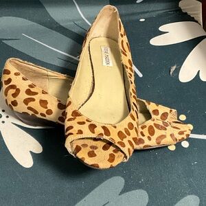 Leopard fur small heel Steve Madden shoe